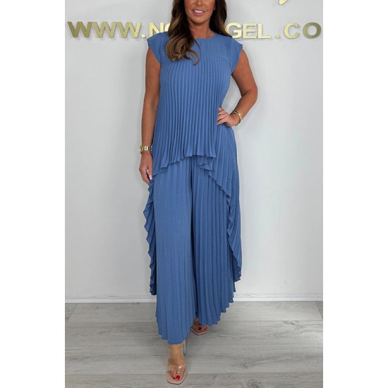 49% RabattLaney Set aus plissiertem, kurzrmligem, unregelmigem Midi-Top und Hose mit weitem Bein und elastischer Taille