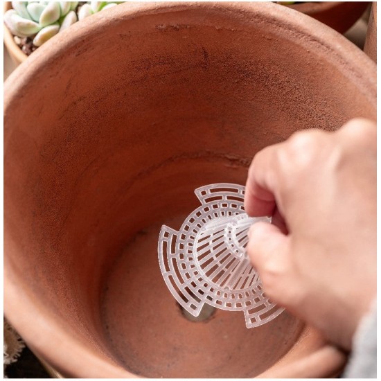 Pflanzgef-Entwsserungsvorrichtung gegen Wurzelfule